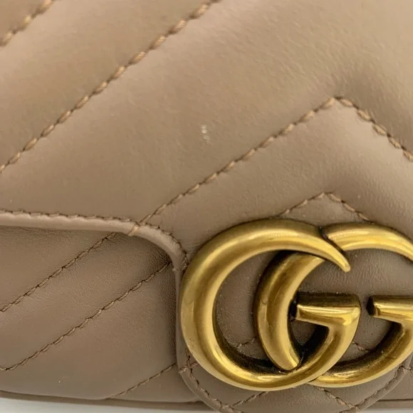 Authentic Gucci GG Marmont super mini matelassé-leather cross-body bag - Picture 9 of 9
